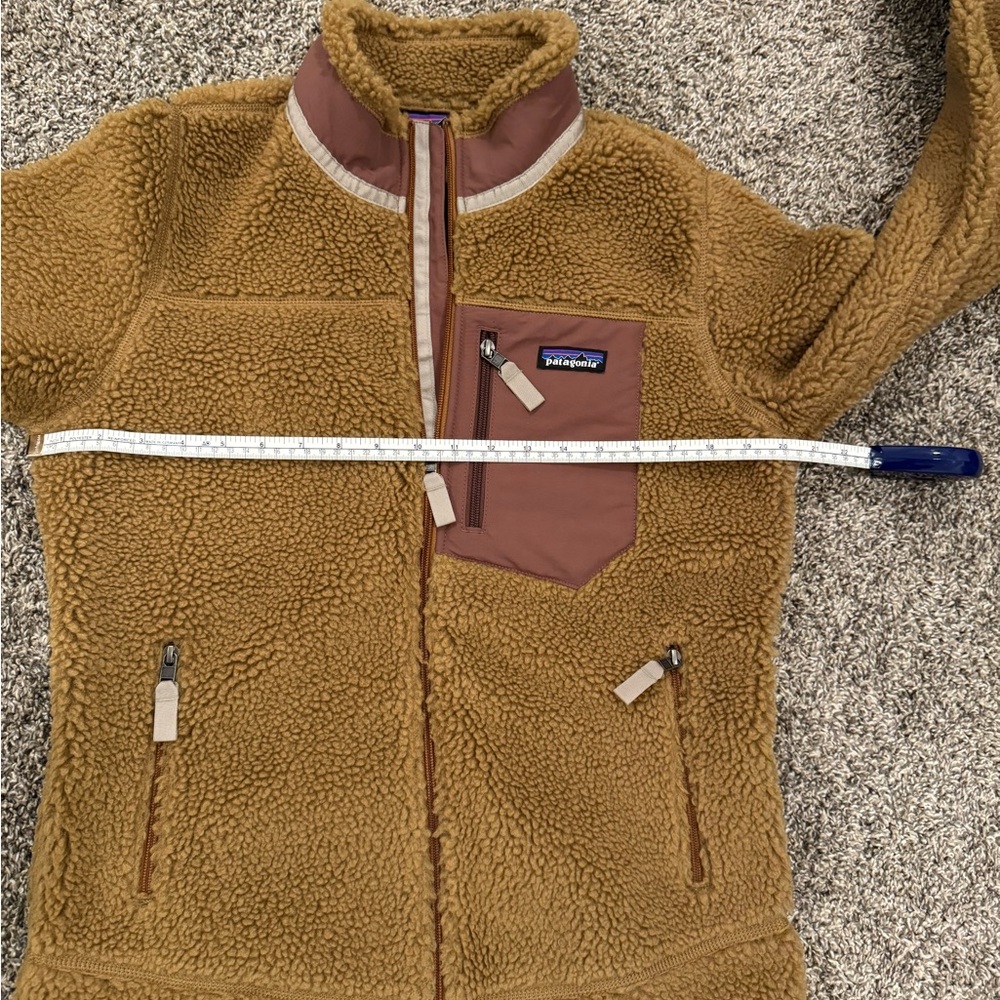 COPY - Patagonia Women’s Classic Retro X Fleece Jacket - Picture 13 of 15